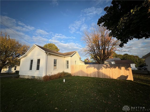 301 S Jefferson Street, Pitsburg, OH 45358