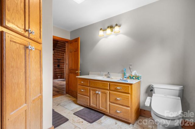 422 Ridge Creek Drive, Taylorsville, NC 28681