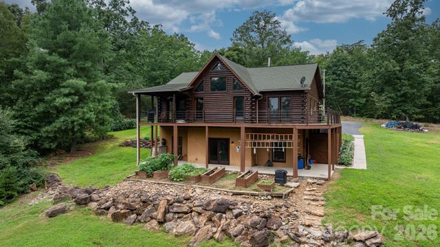 422 Ridge Creek Drive, Taylorsville, NC 28681