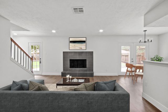 14527 Duncannon Drive, Houston, TX 77015