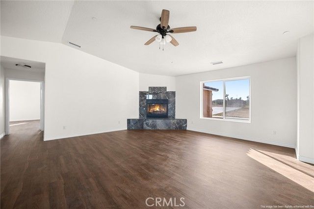 12275 Barbet, Phelan, CA 92371