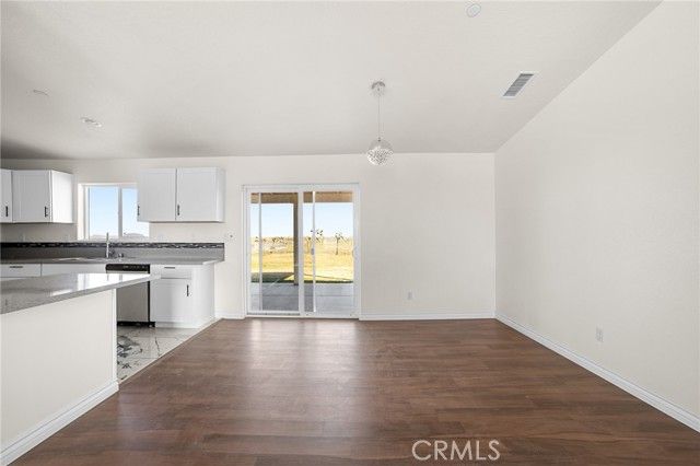 12275 Barbet, Phelan, CA 92371