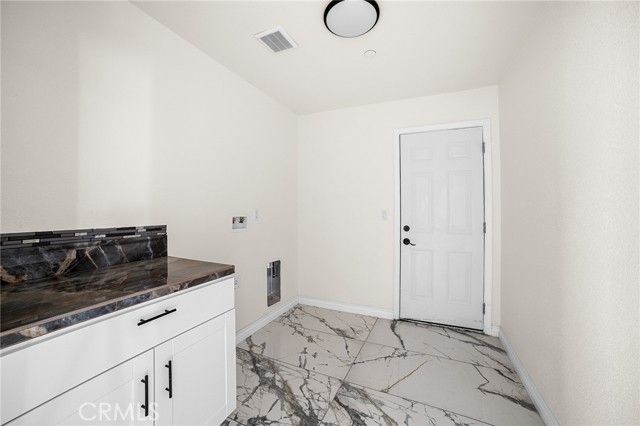 12275 Barbet, Phelan, CA 92371