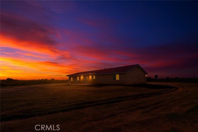 12275 Barbet, Phelan, CA 92371