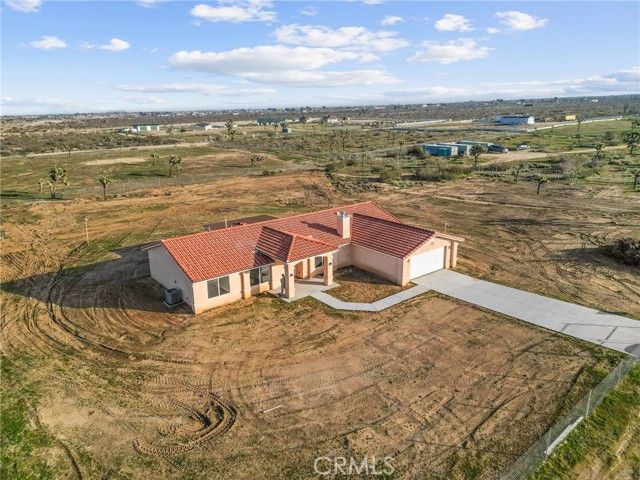 12275 Barbet, Phelan, CA 92371