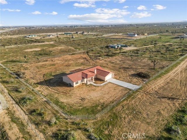 12275 Barbet, Phelan, CA 92371