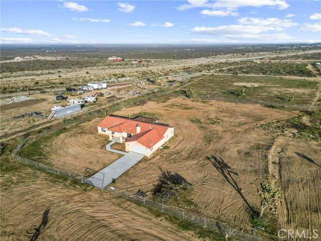 12275 Barbet, Phelan, CA 92371