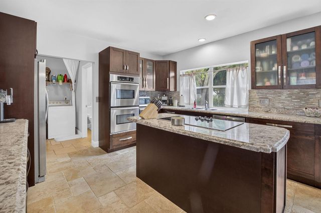 3870 SABAL LAKES Road, Delray Beach, FL 33445