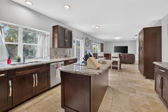3870 SABAL LAKES Road, Delray Beach, FL 33445