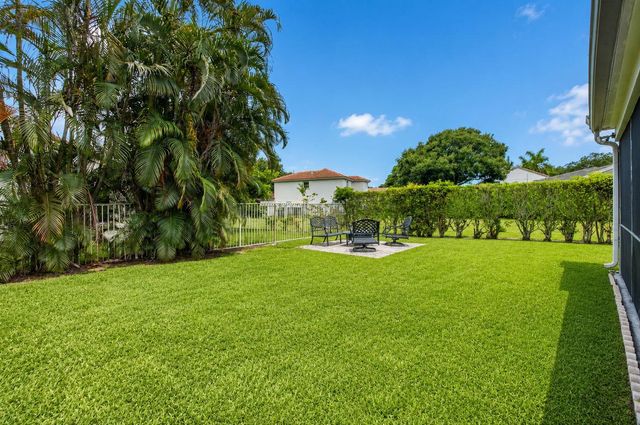 3870 SABAL LAKES Road, Delray Beach, FL 33445