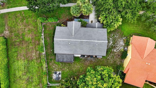3870 SABAL LAKES Road, Delray Beach, FL 33445