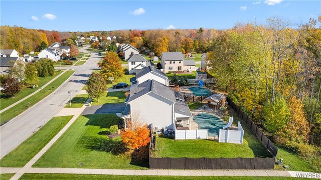 2280 Winterberry Drive, Hamburg, NY 14085