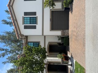 1006 Sweet Briar Lane, Riviera Beach, FL 33410