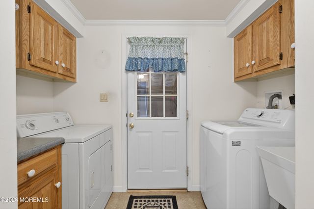 70 Pine Ridge Boulevard, Whiting, NJ 08759
