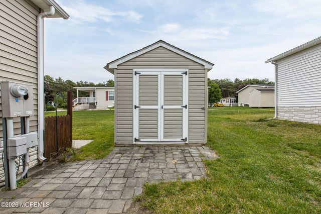 70 Pine Ridge Boulevard, Whiting, NJ 08759