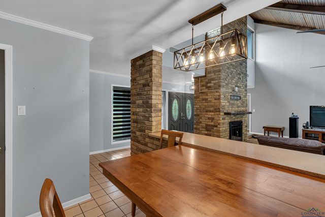 1318 Trailwood Lane, Longview, TX 75604