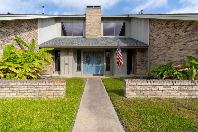 1318 Trailwood Lane, Longview, TX 75604