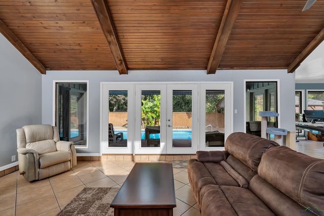 1318 Trailwood Lane, Longview, TX 75604