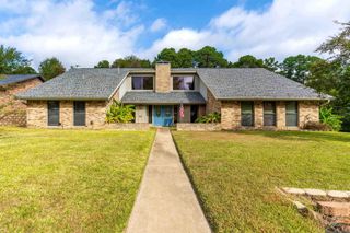 1318 Trailwood Lane, Longview, TX 75604