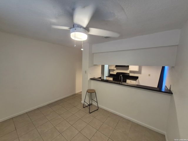 13136 LOS ESPANADA ST, San Antonio, TX 78233