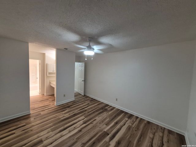 13136 LOS ESPANADA ST, San Antonio, TX 78233