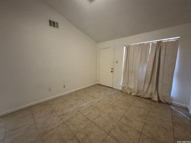 13136 LOS ESPANADA ST, San Antonio, TX 78233