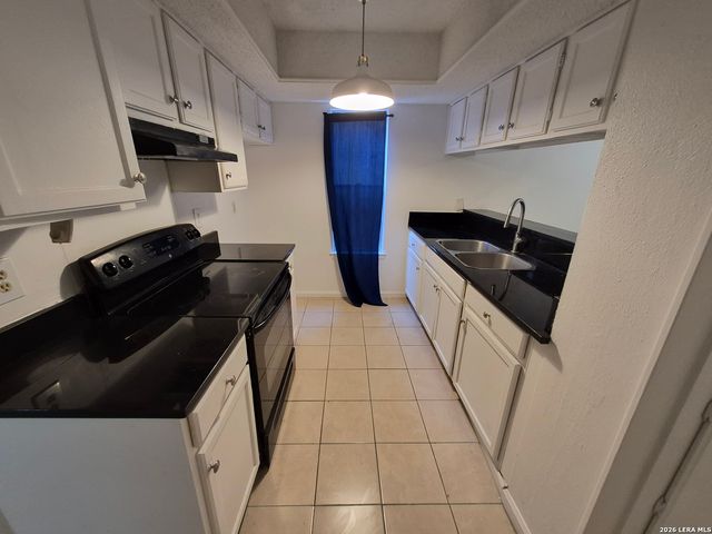 13136 LOS ESPANADA ST, San Antonio, TX 78233