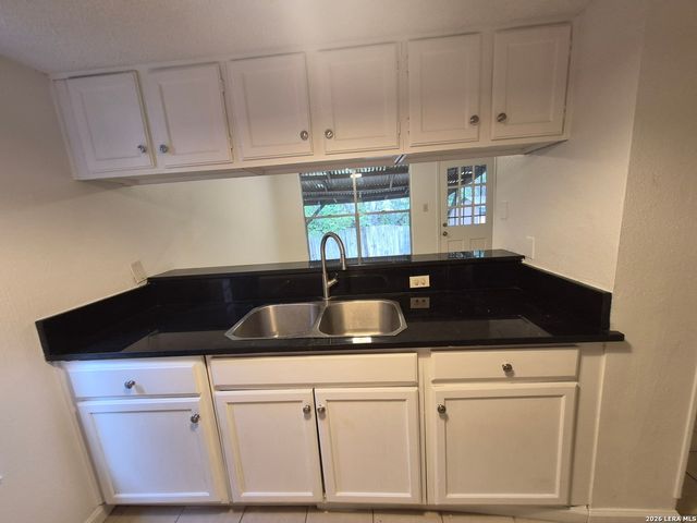 13136 LOS ESPANADA ST, San Antonio, TX 78233