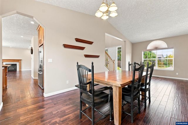 379 Hazelbrook Dr N, Keizer, OR 97303
