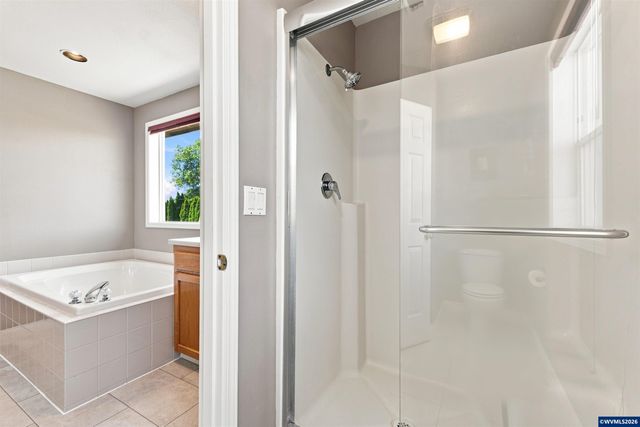 379 Hazelbrook Dr N, Keizer, OR 97303