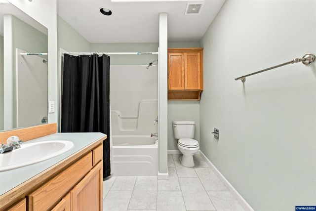 379 Hazelbrook Dr N, Keizer, OR 97303