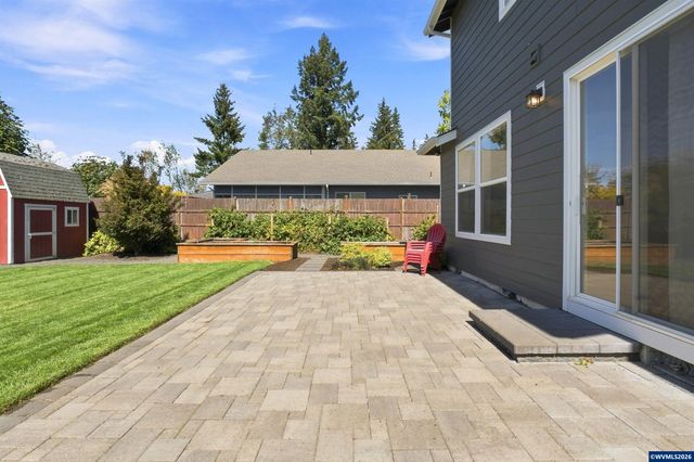 379 Hazelbrook Dr N, Keizer, OR 97303