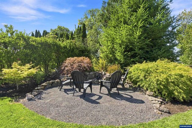 379 Hazelbrook Dr N, Keizer, OR 97303