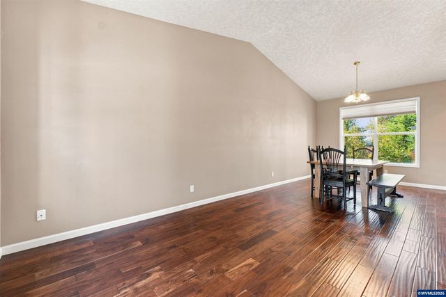 379 Hazelbrook Dr N, Keizer, OR 97303