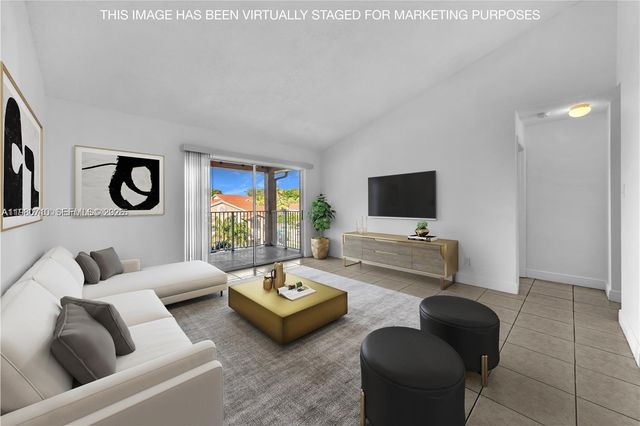15770 SW 106th Terrace 303, Miami, FL 33196