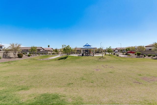 19532 N 27th Place, Phoenix, AZ 85050