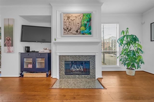 2627 W Dallas Street, Houston, TX 77019