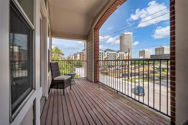 2627 W Dallas Street, Houston, TX 77019