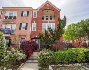 2627 W Dallas Street, Houston, TX 77019