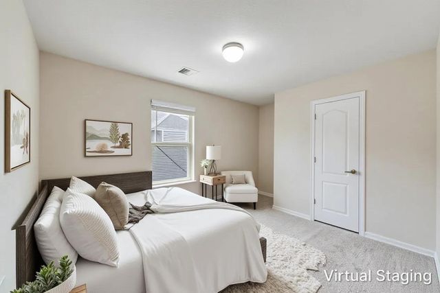 512 Forest Village Circle, La Marque, TX 77568