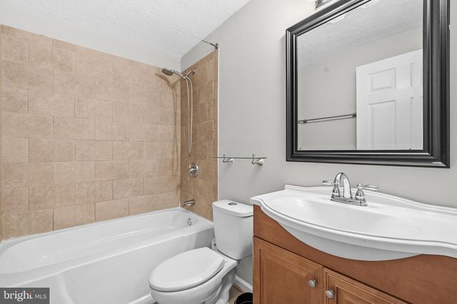 8348 ROCKY FORGE CT, Springfield, VA 22153