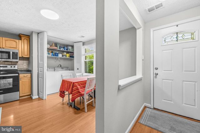 8348 ROCKY FORGE CT, Springfield, VA 22153