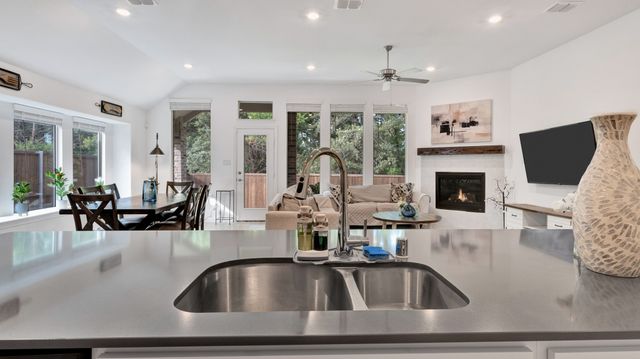 5317 Riverwalk Parkway, Garland, TX 75040