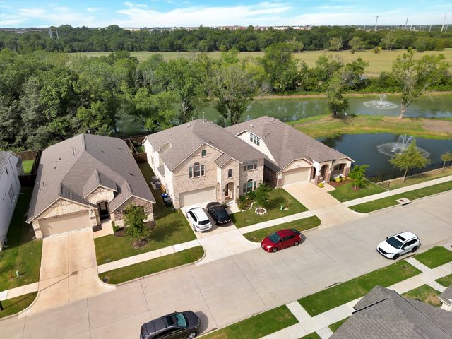 5317 Riverwalk Parkway, Garland, TX 75040
