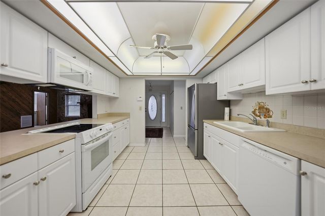 5205 SW CARLTON AVENUE, Arcadia, FL 34266