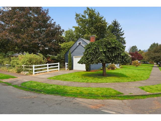 3215 Ne 89TH Ave, Portland, OR 97220