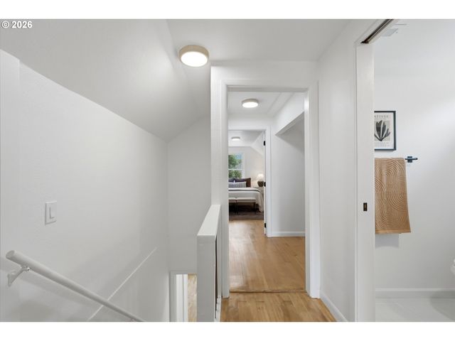 3215 Ne 89TH Ave, Portland, OR 97220