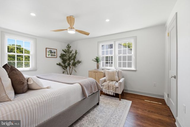 401 TWIN OAKS DR, Havertown, PA 19083
