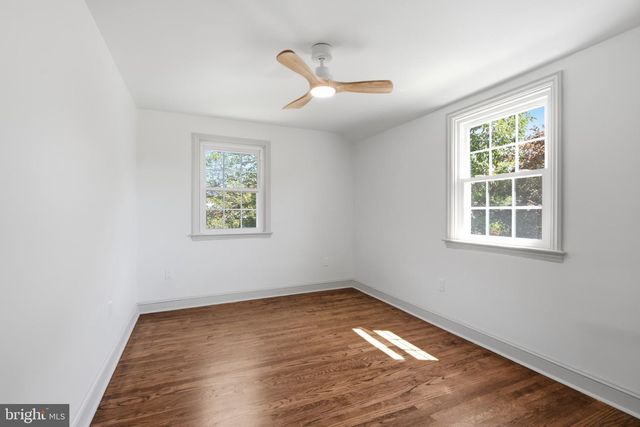 401 TWIN OAKS DR, Havertown, PA 19083