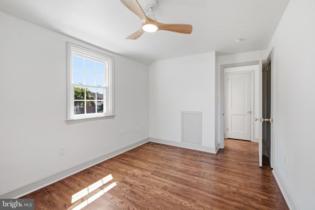 401 TWIN OAKS DR, Havertown, PA 19083